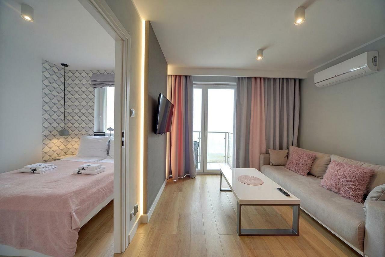 Pink Apartment Lesne Tarasy Dziwnówek Exteriör bild