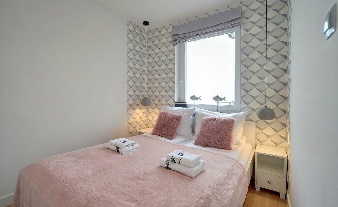 Pink Apartment Lesne Tarasy Dziwnówek Exteriör bild